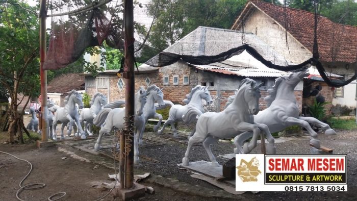 Kelik Studio Semar Mesem Jual Patung Kuda Patung Fiber