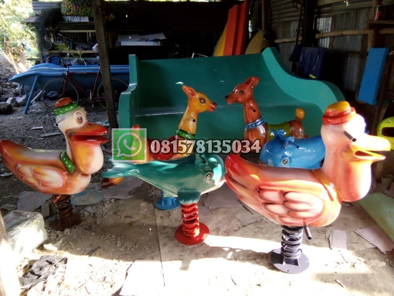 Patung Kartun Lucu 